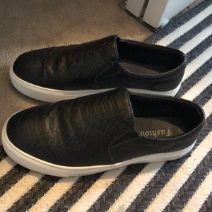 Slip on shoes